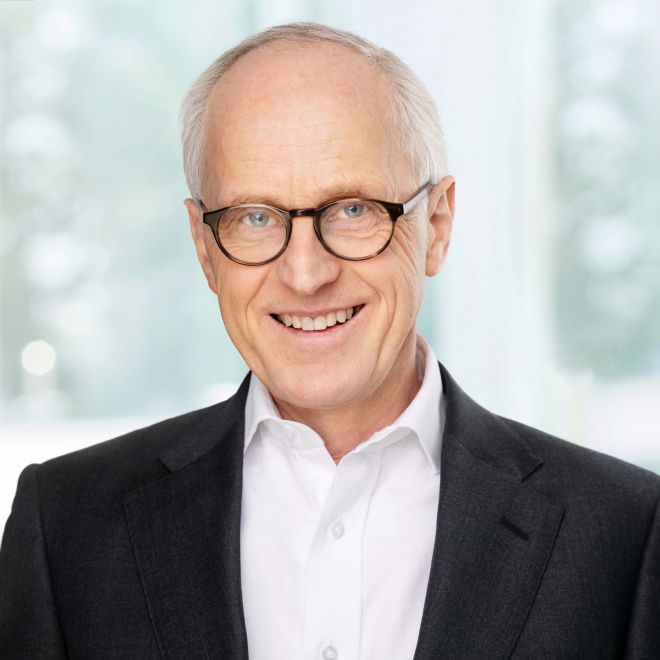 Dr Christoph Stoecker