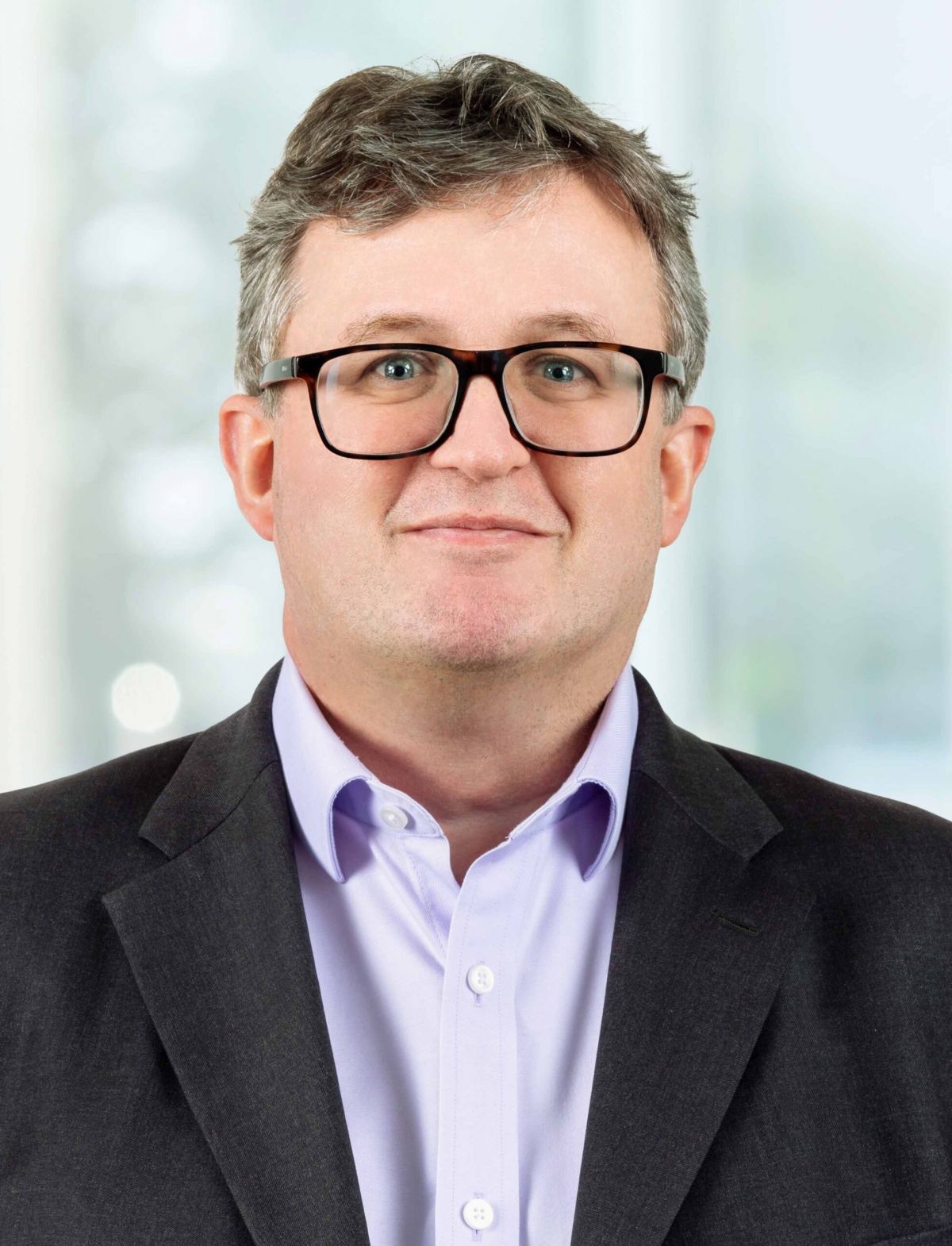 Ian Henderson