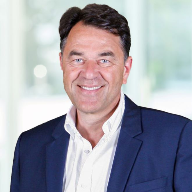 Helmut Hoerz