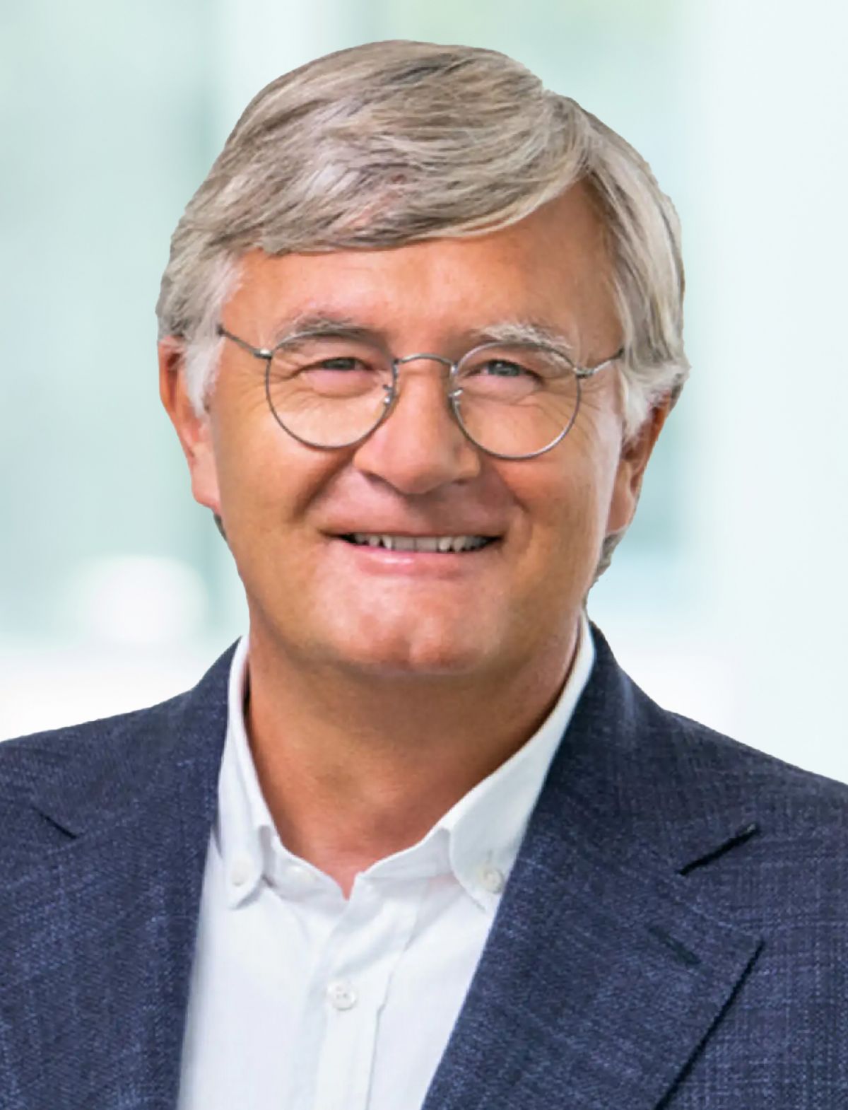 Dr Hanns Ostmeier